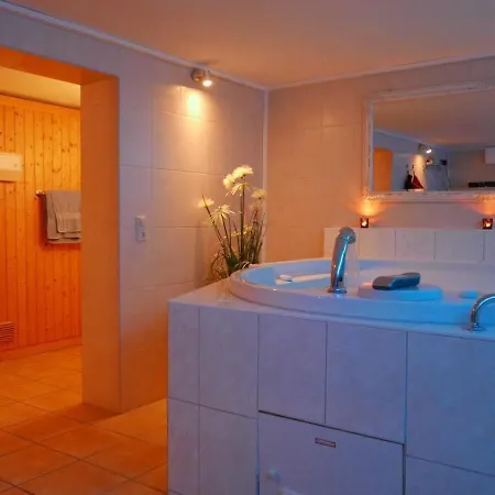 Sonne & Fuer 7 Personen Mit Sauna Und Whirpool *