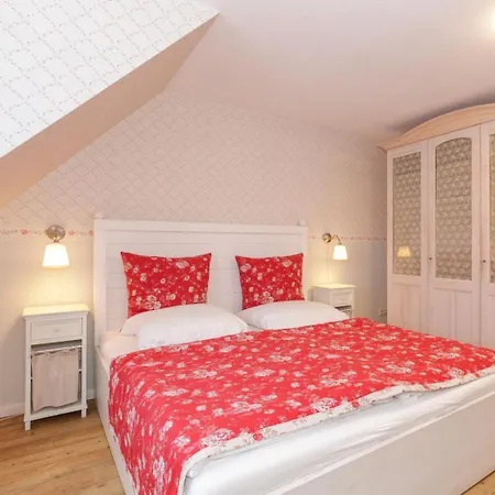 Prázdninový dům Sonne & Fuer 7 Personen Mit Sauna Und Whirpool