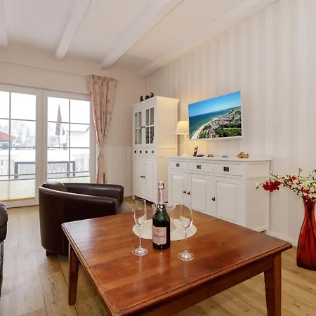 Sonne & Fuer 7 Personen Mit Sauna Und Whirpool Holiday home Kuehlungsborn