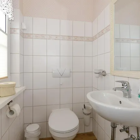 Prázdninový dům Sonne & Fuer 7 Personen Mit Sauna Und Whirpool Ostseebad Kühlungsborn