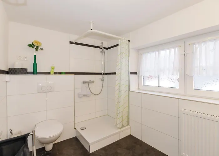 Sonne & Fuer 7 Personen Mit Sauna Und Whirpool * Kuehlungsborn